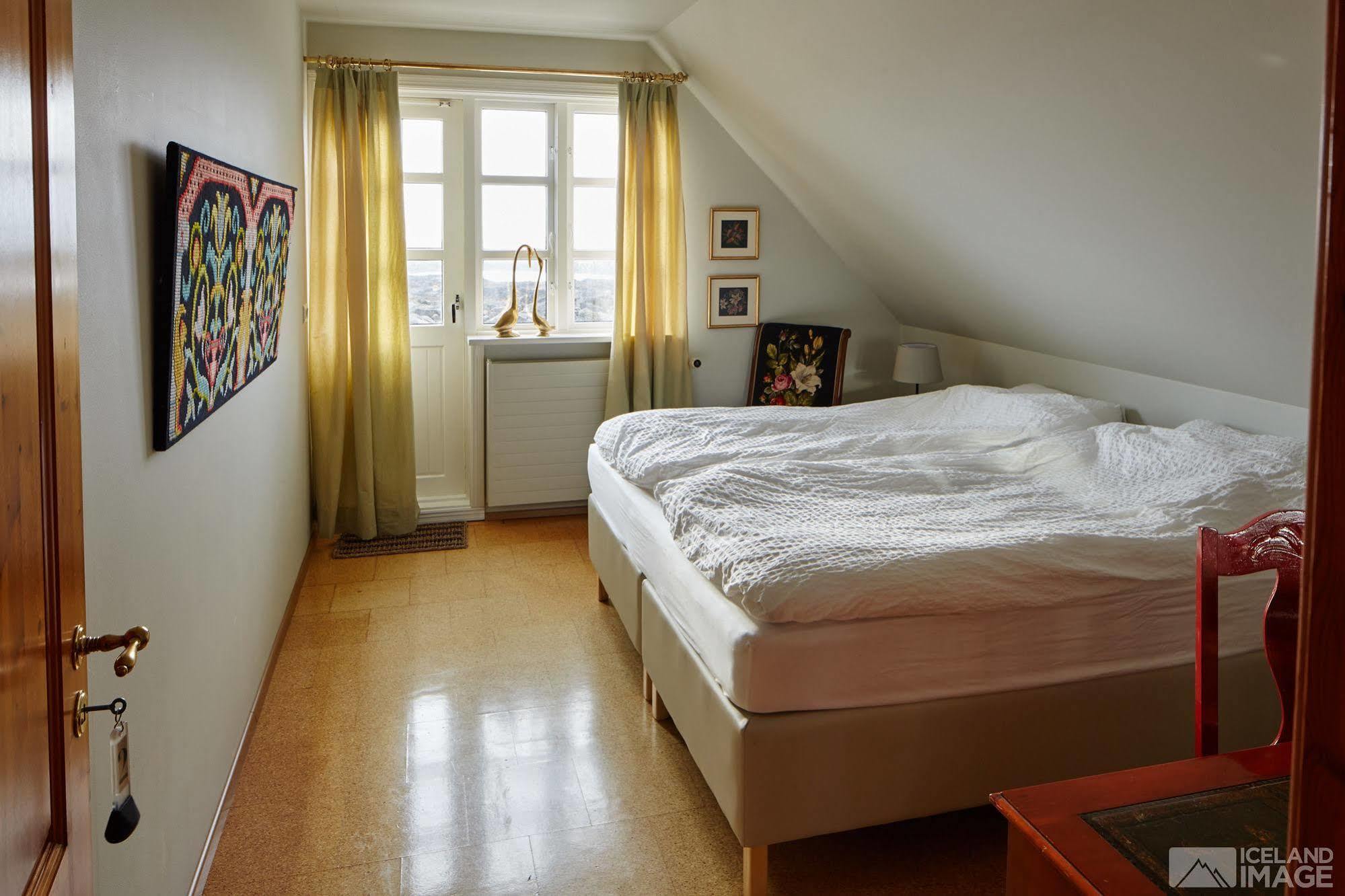 Guesthouse Heba Stokkseyri Esterno foto